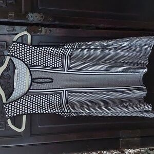 Graphic key hole ladies blouse